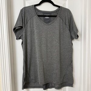 Tek Gear Drytek gray workout top size XL